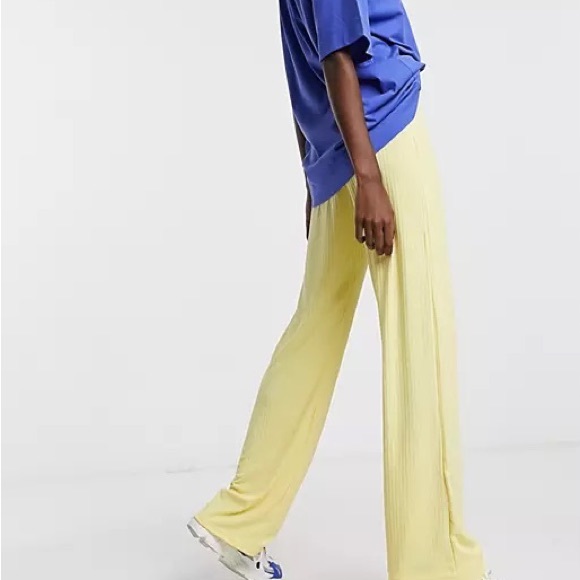 Collusion Ribbed Yellow Pants - Picture 3 of 3